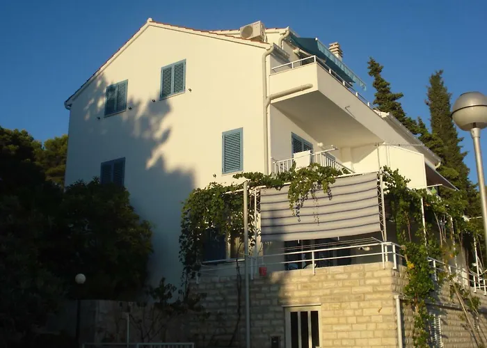 Ad Hvar Apartamento *