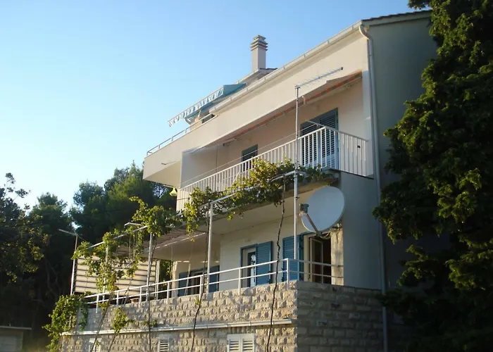 Ad Hvar Apartamento *